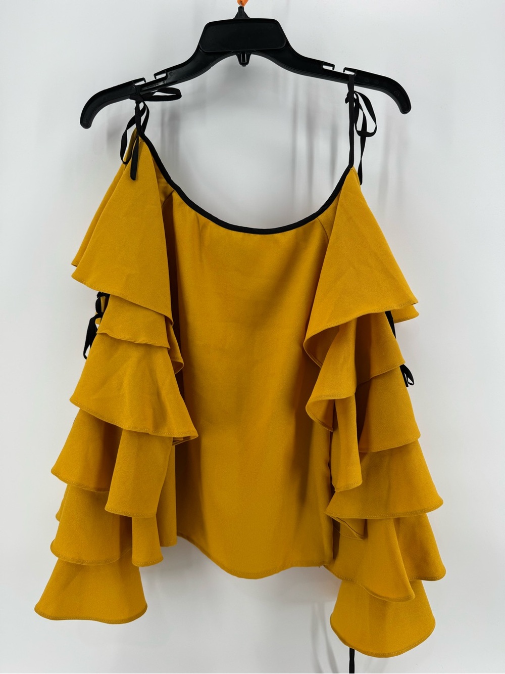 ⚙️ 3For$30 ⚙️ Gracia Mustard Ruffle Tiered Sleeve Camisole with Black Trim